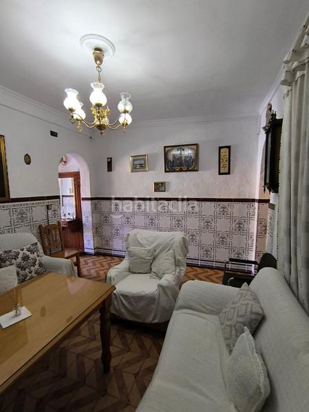 Foto fd6593da-ebe7-4552-b7b2-fe3f0e4aff8d. Casa  en venta , 4 dormitorios. en Gelves