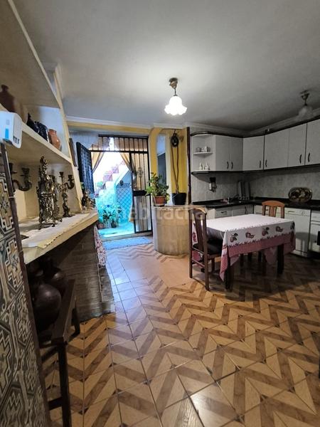 Foto ff2c7018-cca4-4ea9-b8cc-6e02544c9660. Casa  en venta , 4 dormitorios. en Gelves