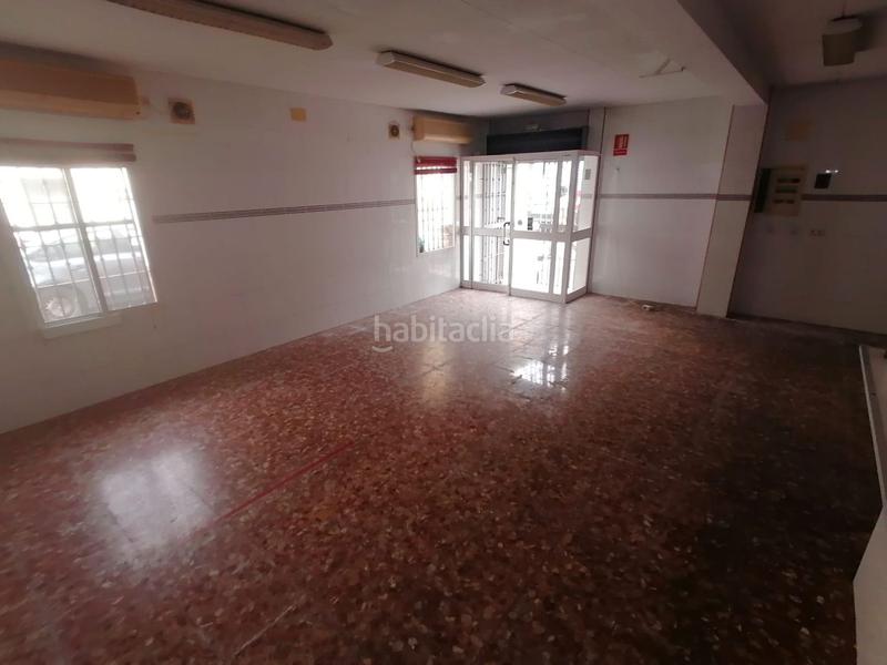 Foto 56107828-cf24-4ae1-a4d0-f83a4b3bc198. Alquiler local comercial local en alquiler en Torreblanca torres. en Sevilla