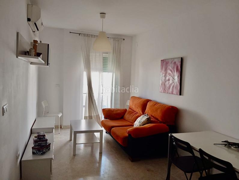 Foto 25c7353e-b401-4c6b-8c9e-589a033bae69. Flat with heating in Sanlúcar la Mayor