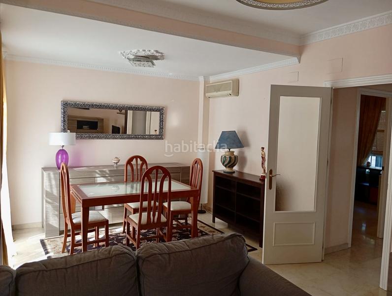 Foto dd60ece2-06af-4da1-8900-ed69a1e9b9e4. Casa con parcheggio piscina in Aljamar Tomares