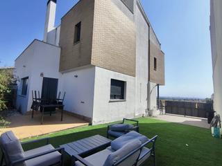Casa  Jacaranda. Casa en venta en las pajanosas, 3 dormitorios.