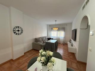 Pis  Escritor francisco rivero. Piso en venta en utrera, 3 dormitorios.