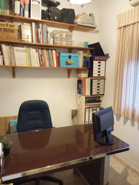 Foto 0f26292d-db63-46c6-8fca-3a8743f72c8e. Casa adossada amb calefacció a Espartinas pueblo Espartinas