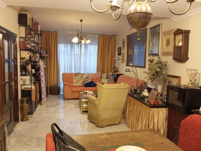 Foto 7aecf1e6-efd5-483a-a92c-d52dd33ac95f. Casa adossada amb calefacció a Espartinas pueblo Espartinas