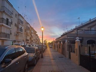 Pis  San vicente. Piso en venta en lora del río, 2 dormitorios.