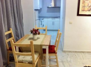 Appartement à Sanlúcar la Mayor. Piso en venta en centro, 2 dormitorios.