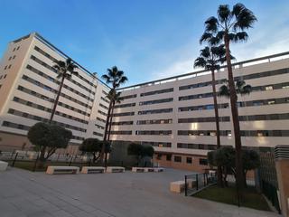 Pis  Profesor manuel olivencia ruíz. Piso en venta en sevilla este, 3 dormitorios.