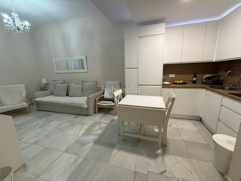 Foto 60bac8ae-3019-4925-b462-3bdb29ad23a9. Appartamento con riscaldamento in Triana Casco Antiguo Sevilla