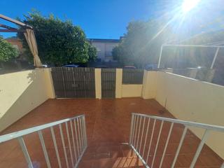 Maison à Palmete. Casa en venta en sevilla, 3 dormitorios.