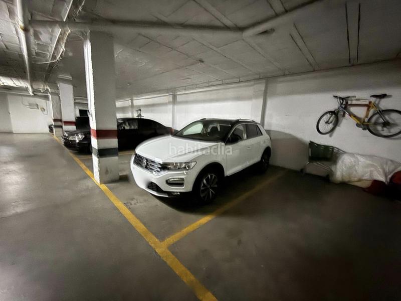 Foto dc2ff076-762d-434a-b48c-84338deb64c5. Flat with parking in colores - entreparques Sevilla