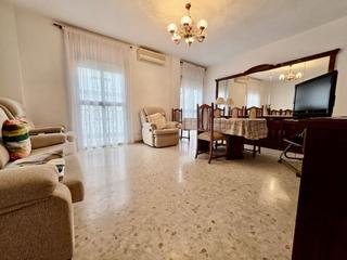 Reihenhaus  Velarde. Adosado en venta en lora del río, 3 dormitorios.