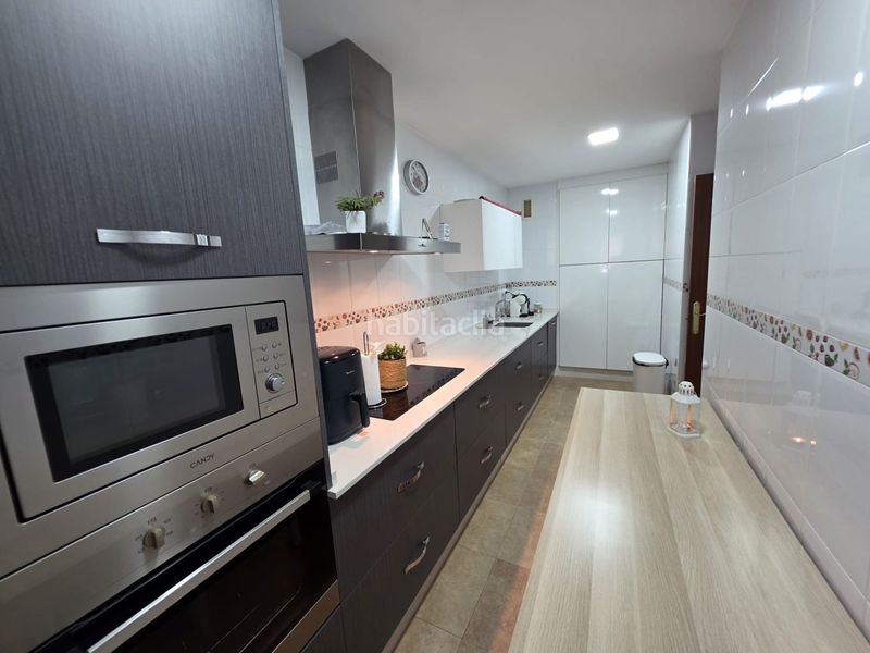 Foto 6a248e81-14b1-4cfe-b786-fb2e128e8d0f. Pis amb aparcament a colores - entreparques Sevilla