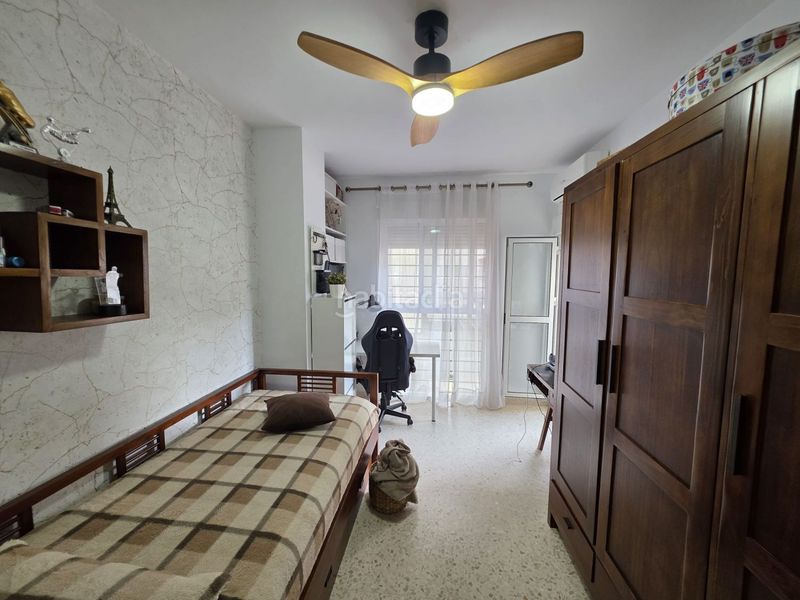 Foto d1a7263f-0ebc-41fd-9465-1883b01c00c3. Pis amb aparcament a colores - entreparques Sevilla