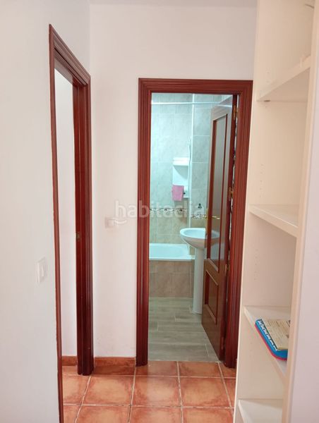 Foto 43baee55-071d-43f3-ba2d-f428f75bdb5e. Apartament amb aparcament piscina a Garrobo (El)