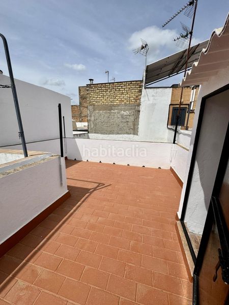 Foto a03c106f-566e-42ee-bf1c-f391fd445678. Casa a Algaba (La)