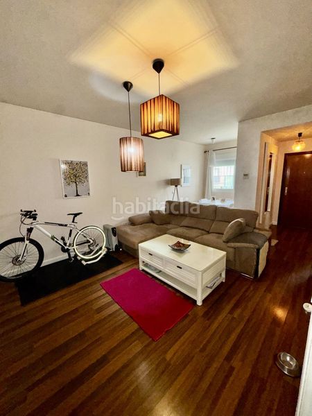 Foto 7517ff3e-6b2b-44cc-80da-ec5a26472891. Pis amb calefacció aparcament a Algaba (La)