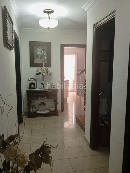 Foto 05bc59ae-0d9b-4608-a547-b7570f12dd37. Casa adossada amb calefacció aparcament a Umbrete