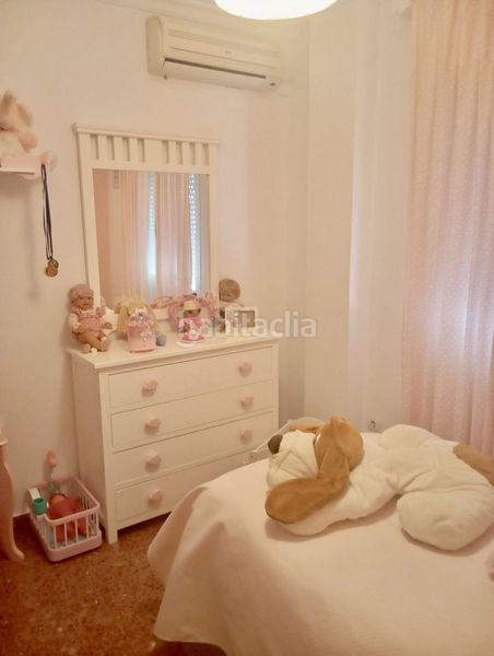 Foto ef55d02b-7254-4ba4-bfdb-faf056e3f880. Casa adossada amb calefacció aparcament a Umbrete