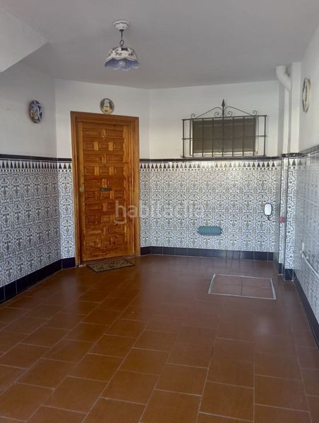 Foto 1387e990-068d-408a-b3d0-f4d30edf7a64. Casa amb aparcament a colores - entreparques Sevilla