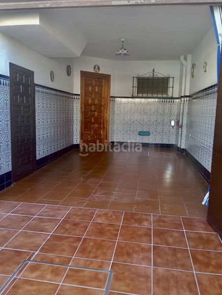 Foto 4442f403-13c9-48c8-8351-bbaae3adfb2e. Casa amb aparcament a colores - entreparques Sevilla