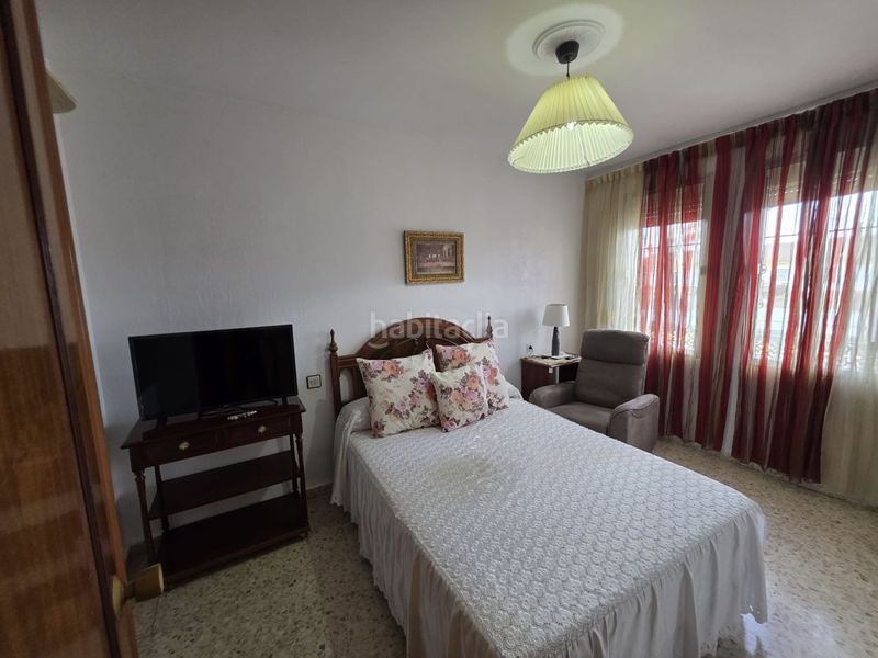 Foto a4cc4be6-9dbb-4eb6-9593-e7e95bc32105. Casa amb aparcament a colores - entreparques Sevilla
