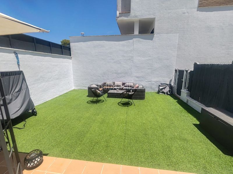 Foto cb913e5e-e29a-4a56-8686-ffa06ea48fef. Casa amb calefacció aparcament piscina a Las Pajanosas Guillena