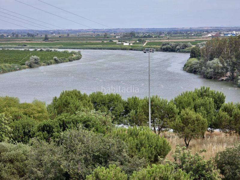 Foto f9b26350-26b1-487a-b7ee-0f7021a87502. Pis amb calefacció aparcament a Alcalá del Río