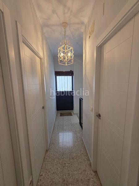 Foto b9212576-beee-49c3-ad00-1f54870e8bcf. Casa amb aparcament a Palmete Sevilla