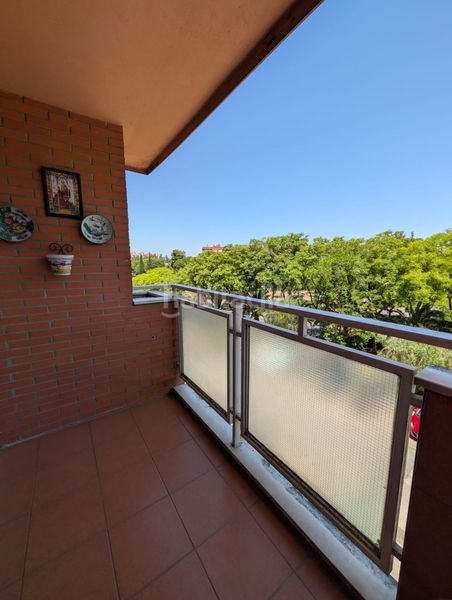 Foto 741cc349-5843-45f9-9e32-51e307657413. Pis amb calefacció piscina a Urbadiez - Entrepuentes Sevilla