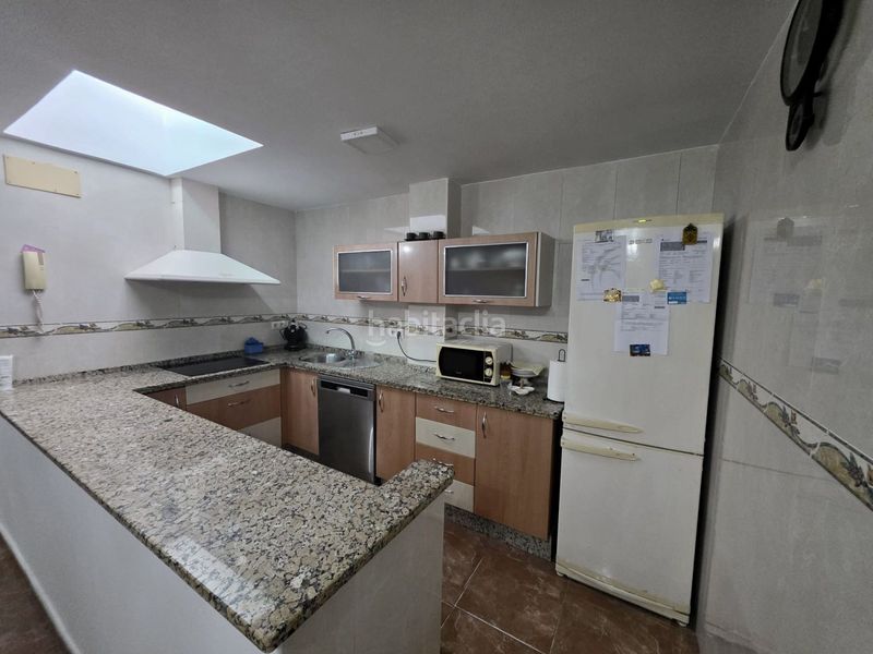 Foto 0f7af45e-59a5-46da-b638-aa5b3cead500. Casa amb aparcament a Torreblanca Sevilla
