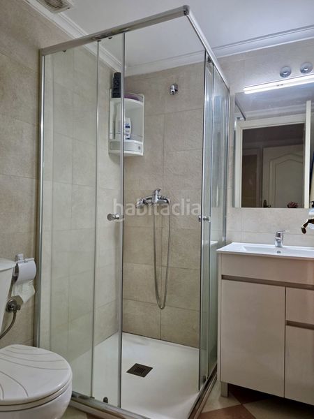 Foto 1bcc21c9-28e5-4773-a02f-3c1149a5bb2e. Casa adossada a Mairena del Alcor