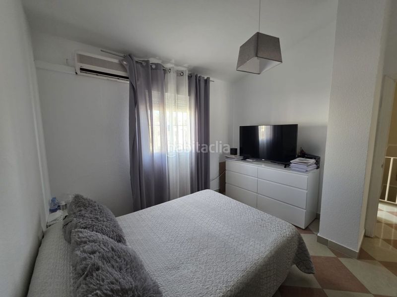 Foto fff01151-13b6-4710-b5d4-97caa0ad7698. Casa adossada a Mairena del Alcor