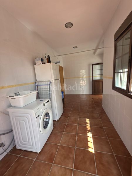 Foto bf56559e-cec1-4897-9e4a-f43f21824268. Casa amb aparcament a Los Molinos Alcalá de Guadaira