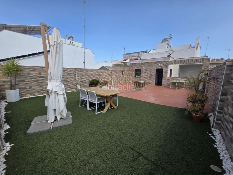 Foto fb18da96-97e8-43a7-b174-eead092eb673. Casa amb aparcament a Los Molinos Alcalá de Guadaira