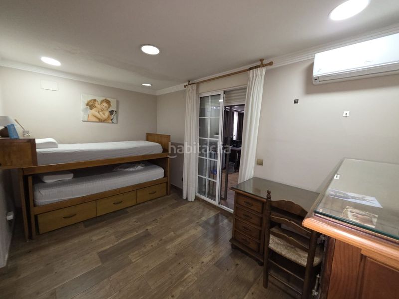Foto e88f5ec0-76d0-4eb0-9686-8f0f09cdc271. Casa a colores - entreparques Sevilla