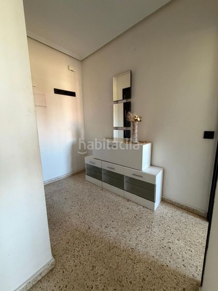 Foto c46764ad-7298-40e7-9f62-4343b8444733. Pis amb aparcament a Torreblanca Sevilla