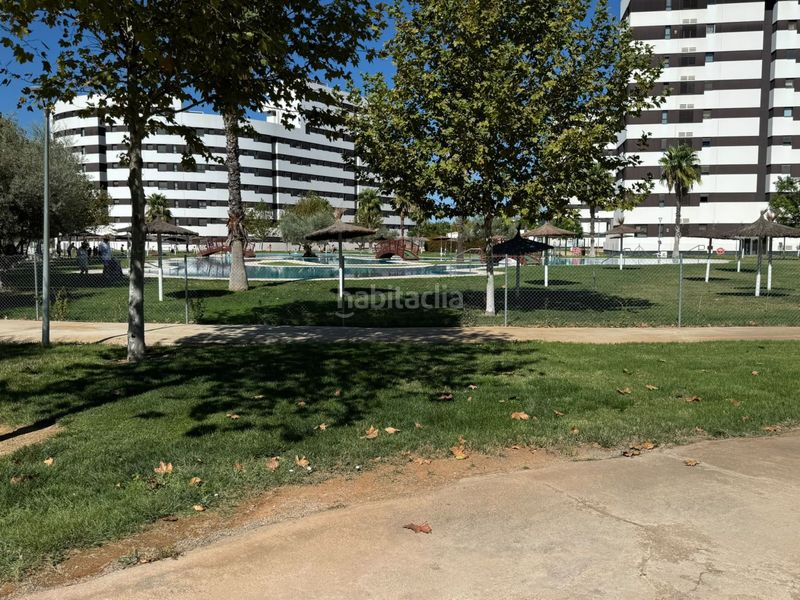 Foto 69604482-8b07-4f84-b130-36201f5a8ebd. Pis amb calefacció aparcament piscina a Torreblanca Sevilla