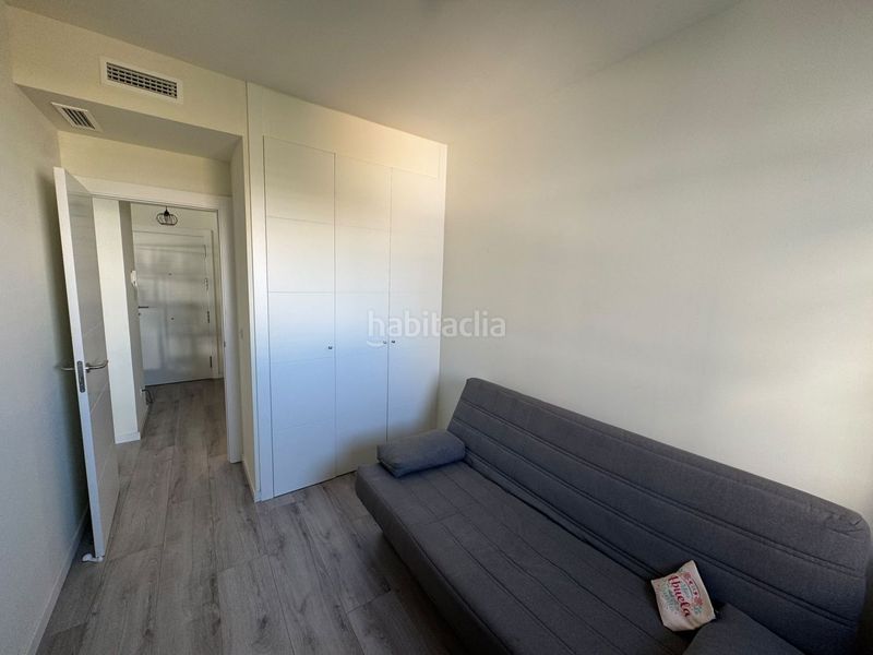 Foto e0ba0f1c-0491-4694-9b5a-aa852c1f782a. Pis amb calefacció aparcament piscina a Torreblanca Sevilla