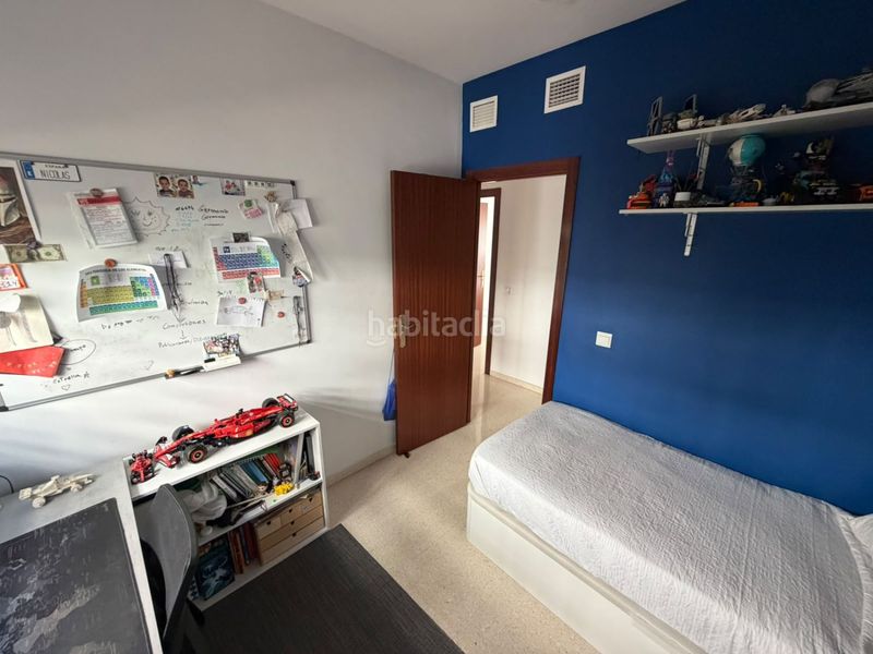 Foto 068521c0-0e62-4033-894e-d80bcd598752. Pis amb calefacció aparcament a colores - entreparques Sevilla