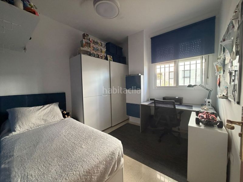 Foto a8504bf7-f143-4c02-9a6f-cbe7558e4a53. Pis amb calefacció aparcament a colores - entreparques Sevilla