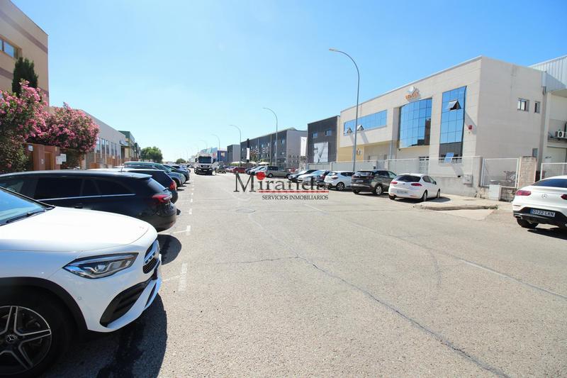 Foto b4bdf2cc-27ff-4dfe-9da4-071d8e641687. Solar industrial a Norte-Universidad Móstoles