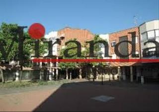 Aparcament cotxe  Fernando iii. Villaviciosa de odóngaraje
