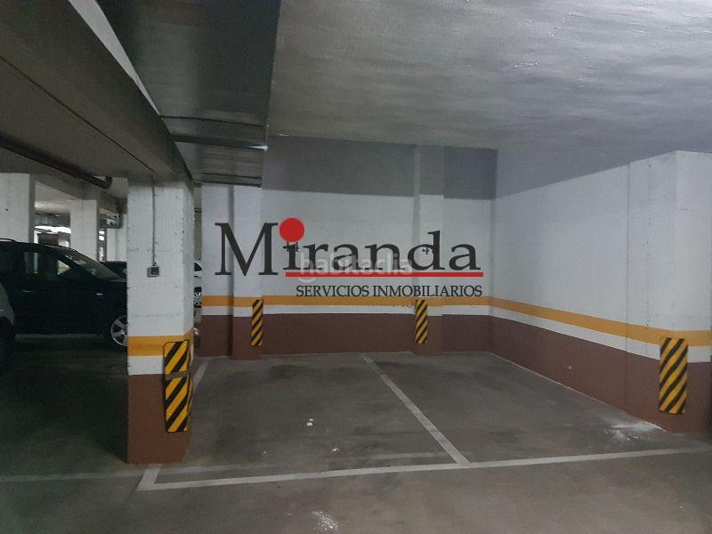 Foto bdc9551b-8012-474b-a8f0-6bd1855afa39. Parking coche centrico en Centro Villaviciosa de Odón