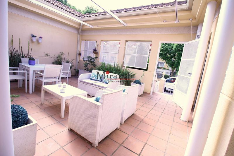 Foto d2aacc95-e2f5-4fe9-a60a-ebc08df427bb. Miete chalet mit heizung parking pool in Centro Villaviciosa de Odón