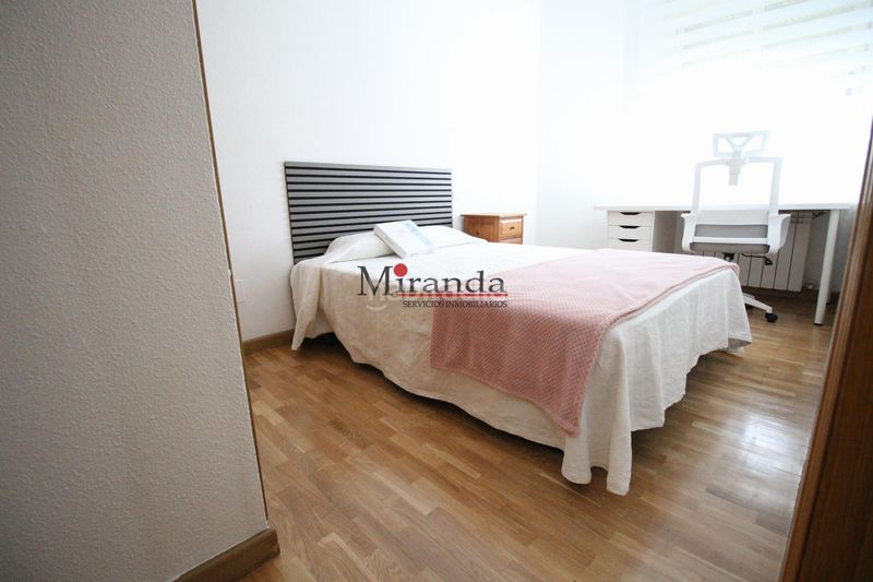 Foto b68ef662-921a-4fda-98b4-3be6af2f8324. Rent flat with heating in Zona Renfe Alcorcón