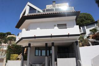 Chalet  Carrer costa d'en bandina. Chalet independiente en venta en canyelles