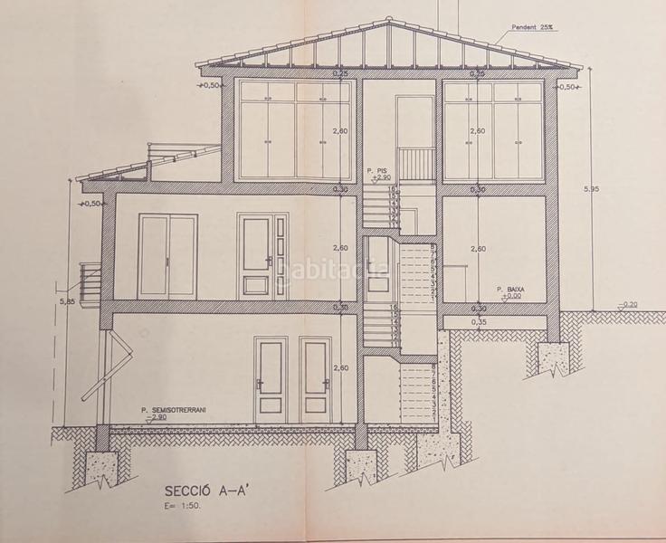 Foto 8e3f630c-ca0b-4456-91d8-b73b36e0d6e7. Casa a schiera con riscaldamento parcheggio in Eixample Residencial Escala (L´)