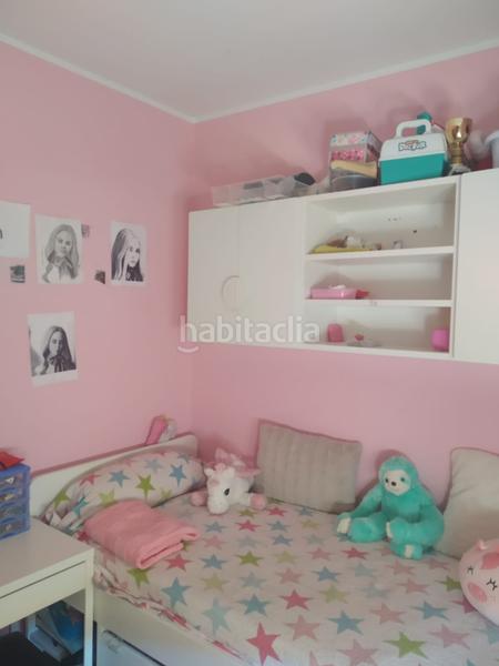 Foto 9ed4e355-c9a3-44b6-8592-1071cc62ea98. Casa a schiera con riscaldamento parcheggio in Eixample Residencial Escala (L´)