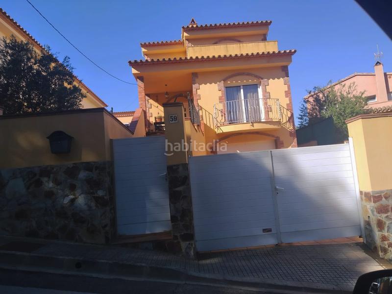 Foto e2af2e05-c6a5-46fe-bd98-c3004574400e. Casa a schiera con riscaldamento parcheggio in Eixample Residencial Escala (L´)